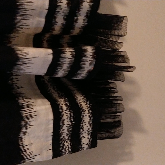 Black and white dress with sequins full skirt with ruffle on bottom - Picture 3 of 3